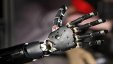 ذراع روبوتية مطاطية تستخدم في الأغراض الطبية