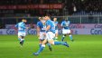 نابولي يقلب تأخره أمام جنوه إلى فوز 2 / 1 في الدوري الإيطالي