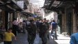 شرطة الاحتلال تغلق أبواب محلات تجارية في القدس