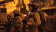 الخليل: الاحتلال يعتقل مواطنين ويفتش منازل ويستدعي آخرين