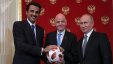 بوتين يسلم أمير قطر الراية الرمزية لتنظيم مونديال 2022