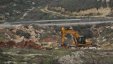 الاحتلال يجرف اراضي شرق بيت لحم